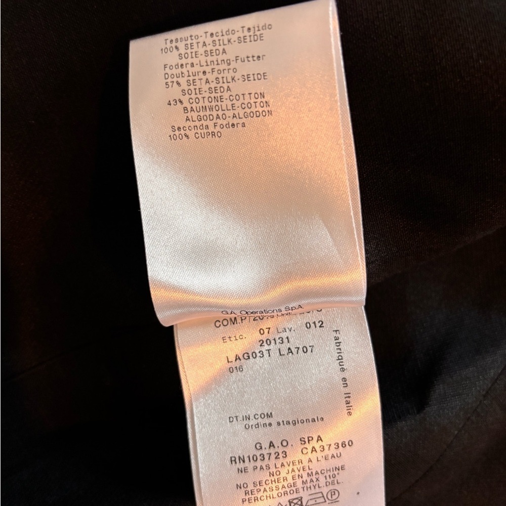 Vintage Giorgio Armani Black Blazer with White Circles - Picture 7 of 13